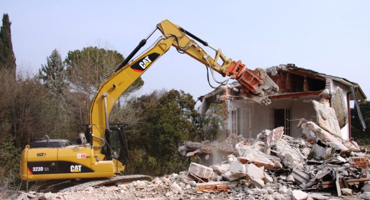 รื้อบ้านหรือรื้อถอนอาคารอย่างไรให้ถูกกฎหมาย